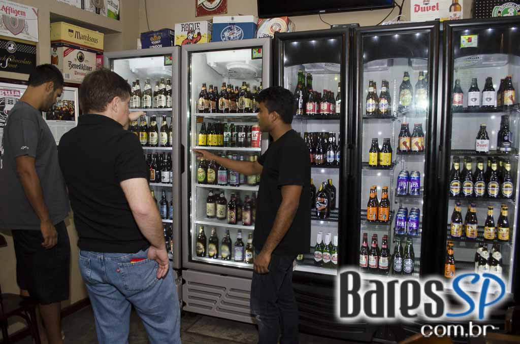 Cardápio variado e ambiente descontraído no Bier Bar sábado Cardápio variado e ambiente descontraído no Bier Bar sábado