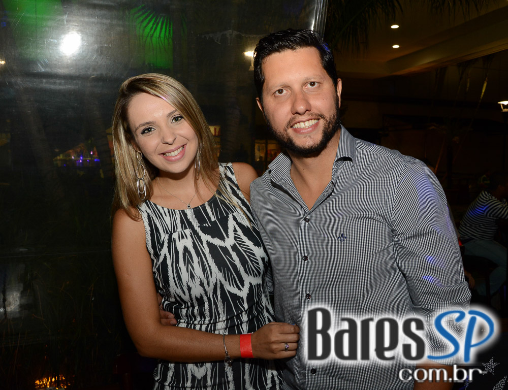 Drikas Party 2nd Edition animou o sábado com open bar e DJ na Devassa West Plaza Drikas Party 2nd Edition animou o sábado com open bar e DJ na Devassa West Plaza