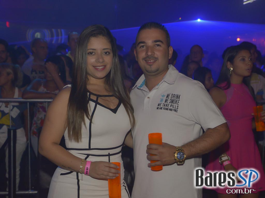 Cantora Anitta realizou show com seus sucessos na Brook's SP Cantora Anitta realizou show com seus sucessos na Brook's SP