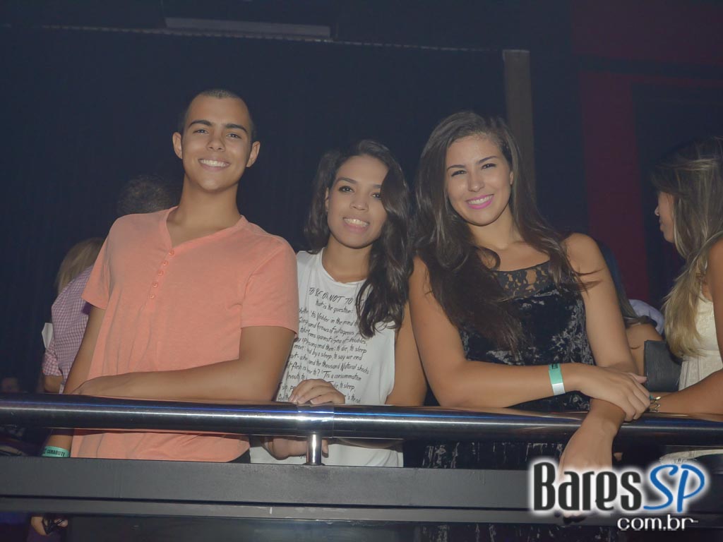 Cantora Anitta realizou show com seus sucessos na Brook's SP Cantora Anitta realizou show com seus sucessos na Brook's SP