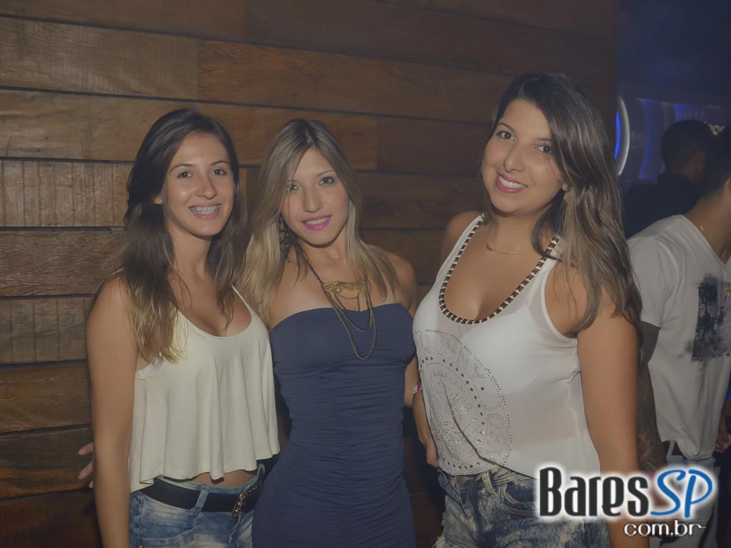 Cantora Anitta realizou show com seus sucessos na Brook's SP Cantora Anitta realizou show com seus sucessos na Brook's SP