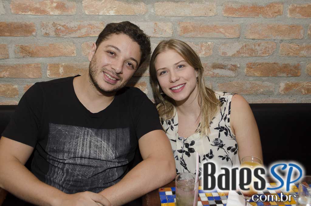 Espanhola Sara Pi recebeu Luciana Mello em show no Tom Jazz Espanhola Sara Pi recebeu Luciana Mello em show no Tom Jazz