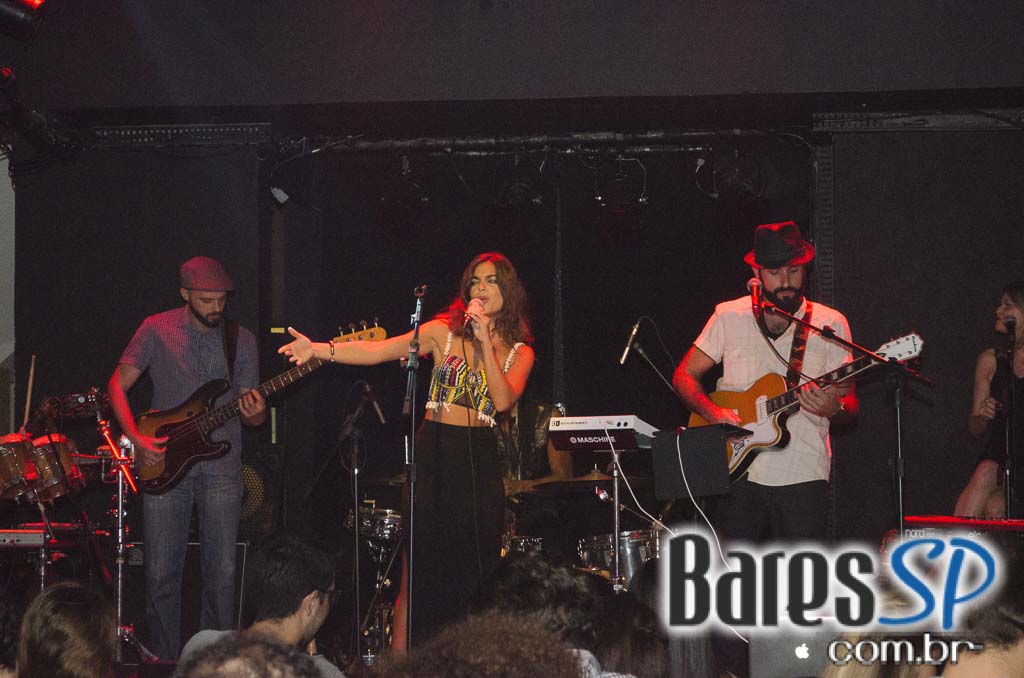 Espanhola Sara Pi recebeu Luciana Mello em show no Tom Jazz Espanhola Sara Pi recebeu Luciana Mello em show no Tom Jazz