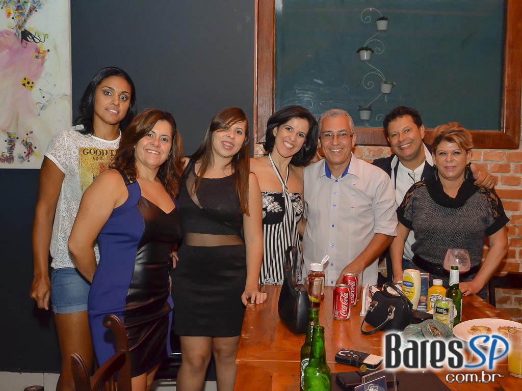 Festa Close com DJs convidados animaram o sábado do Sr. Balthazar Festa Close com DJs convidados animaram o sábado do Sr. Balthazar