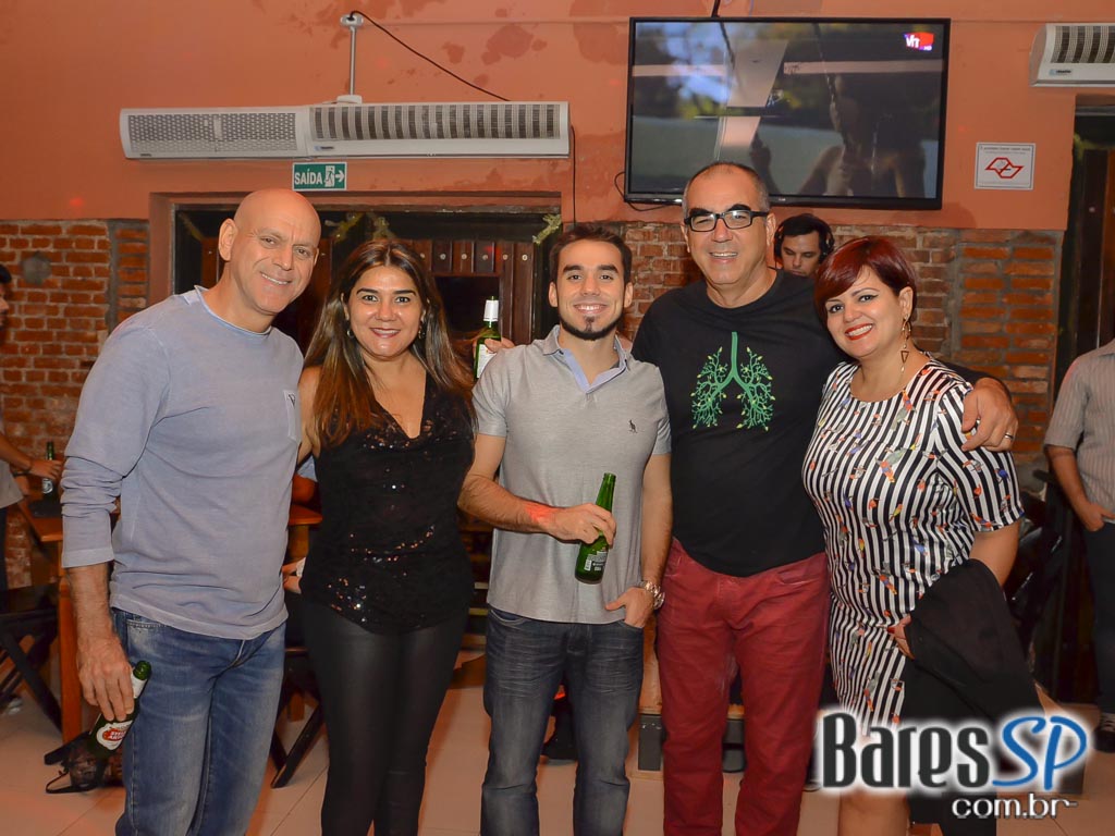 Festa Close com DJs convidados animaram o sábado do Sr. Balthazar Festa Close com DJs convidados animaram o sábado do Sr. Balthazar