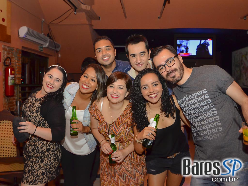 Festa Close com DJs convidados animaram o sábado do Sr. Balthazar Festa Close com DJs convidados animaram o sábado do Sr. Balthazar