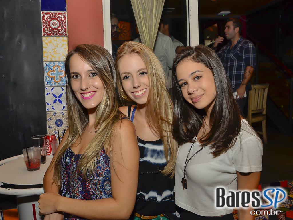 Banda In The Box comandou a noite de quinta do Gràcia Bar Banda In The Box comandou a noite de quinta do Gràcia Bar