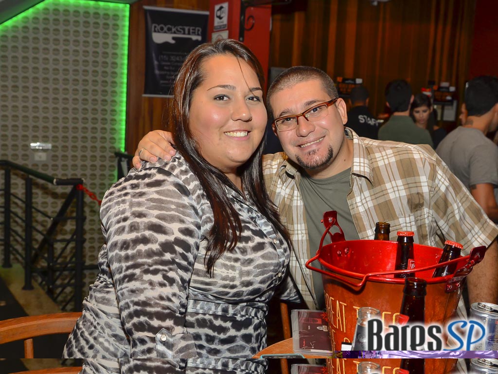 Banda Dr Clown agitou a noite de sábado no Hangover Pub Banda Dr Clown agitou a noite de sábado no Hangover Pub