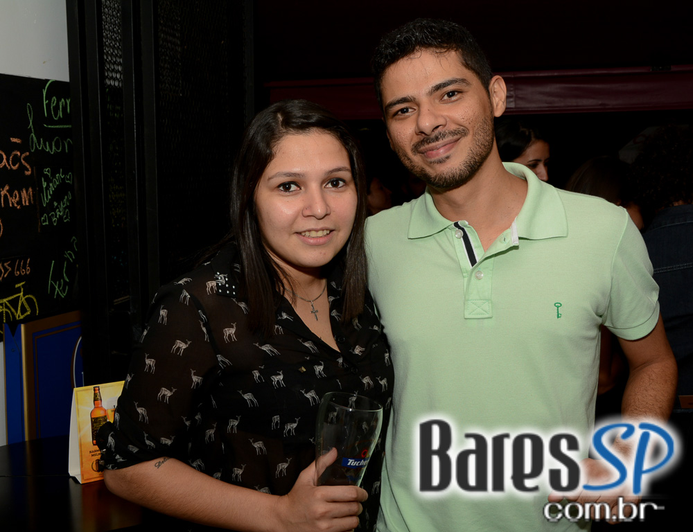 Kiss Cover se apresentou no Presley Pub e animou a noite de sexta Kiss Cover se apresentou no Presley Pub e animou a noite de sexta