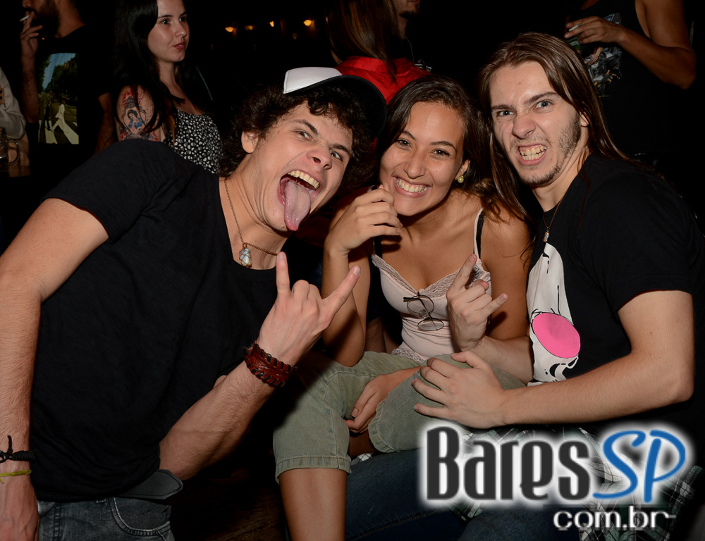 Kiss Cover se apresentou no Presley Pub e animou a noite de sexta Kiss Cover se apresentou no Presley Pub e animou a noite de sexta