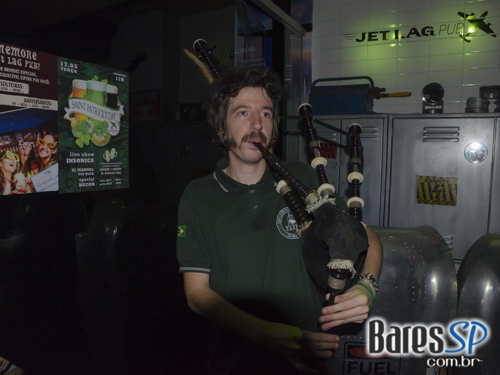Banda Cowbell se apresentou ao vivo no Jet Lag Pub neste sábado Banda Cowbell se apresentou ao vivo no Jet Lag Pub neste sábado
