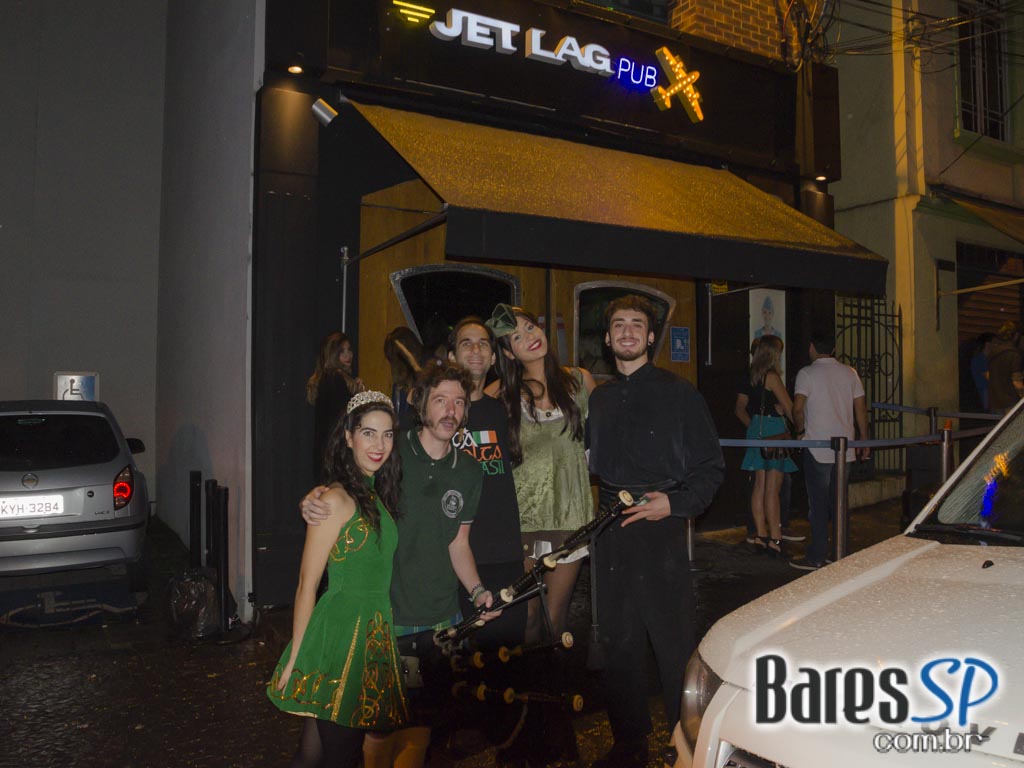 Banda Cowbell se apresentou ao vivo no Jet Lag Pub neste sábado Banda Cowbell se apresentou ao vivo no Jet Lag Pub neste sábado