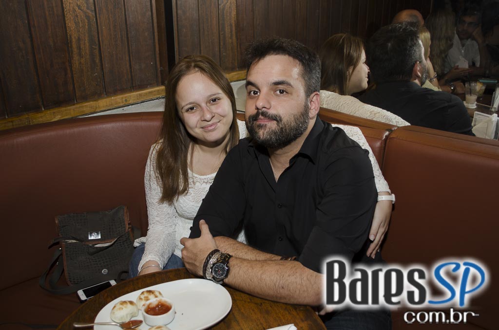 Dom Paulinho Lima se apresentou sábado no palco do Ao Vivo Music Dom Paulinho Lima se apresentou sábado no palco do Ao Vivo Music