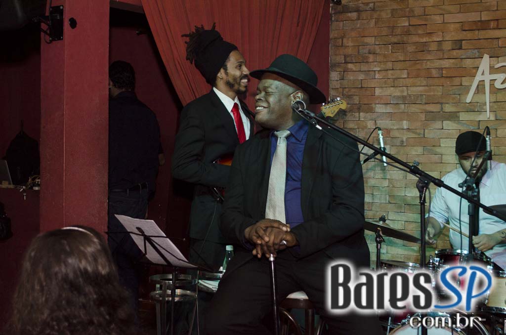 Dom Paulinho Lima se apresentou sábado no palco do Ao Vivo Music Dom Paulinho Lima se apresentou sábado no palco do Ao Vivo Music