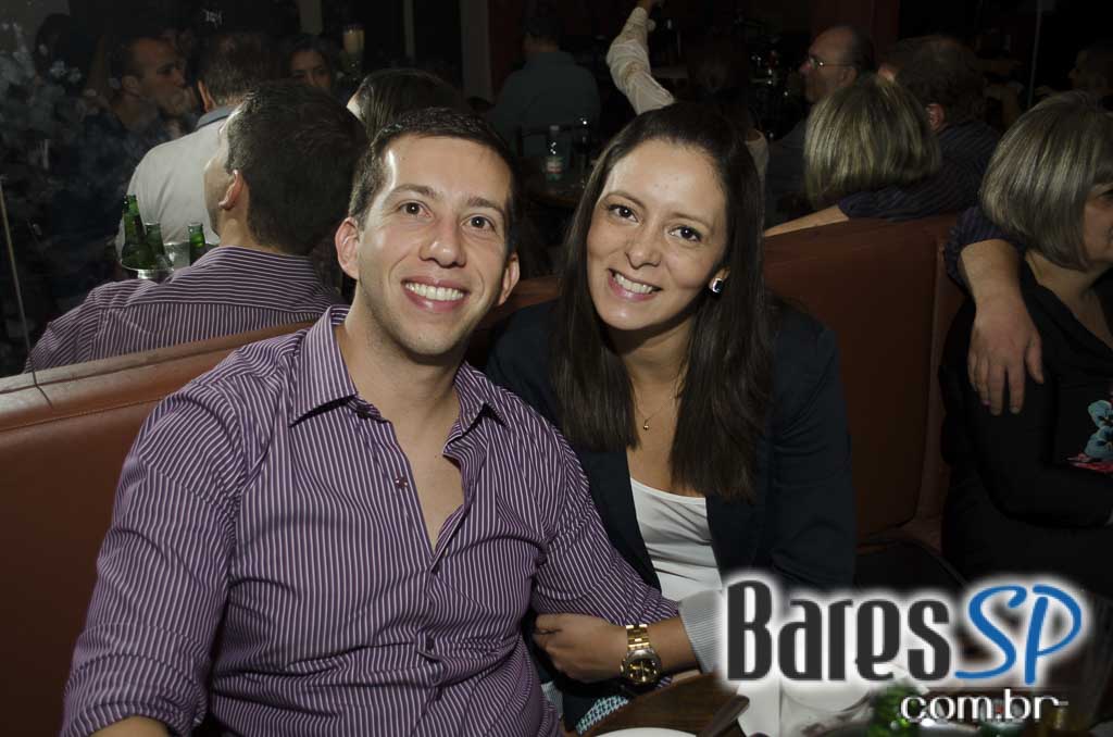 Dom Paulinho Lima se apresentou sábado no palco do Ao Vivo Music Dom Paulinho Lima se apresentou sábado no palco do Ao Vivo Music