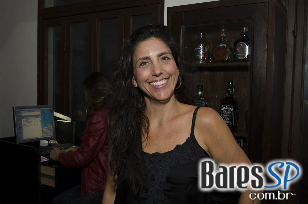 Dom Paulinho Lima se apresentou sábado no palco do Ao Vivo Music Dom Paulinho Lima se apresentou sábado no palco do Ao Vivo Music