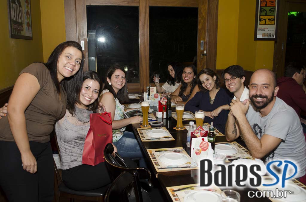 Double Chope Loira e diversos petiscos no Happy Hour da Cervejaria Devassa Bela Cintra Double Chope Loira e diversos petiscos no Happy Hour da Cervejaria Devassa Bela Cintra