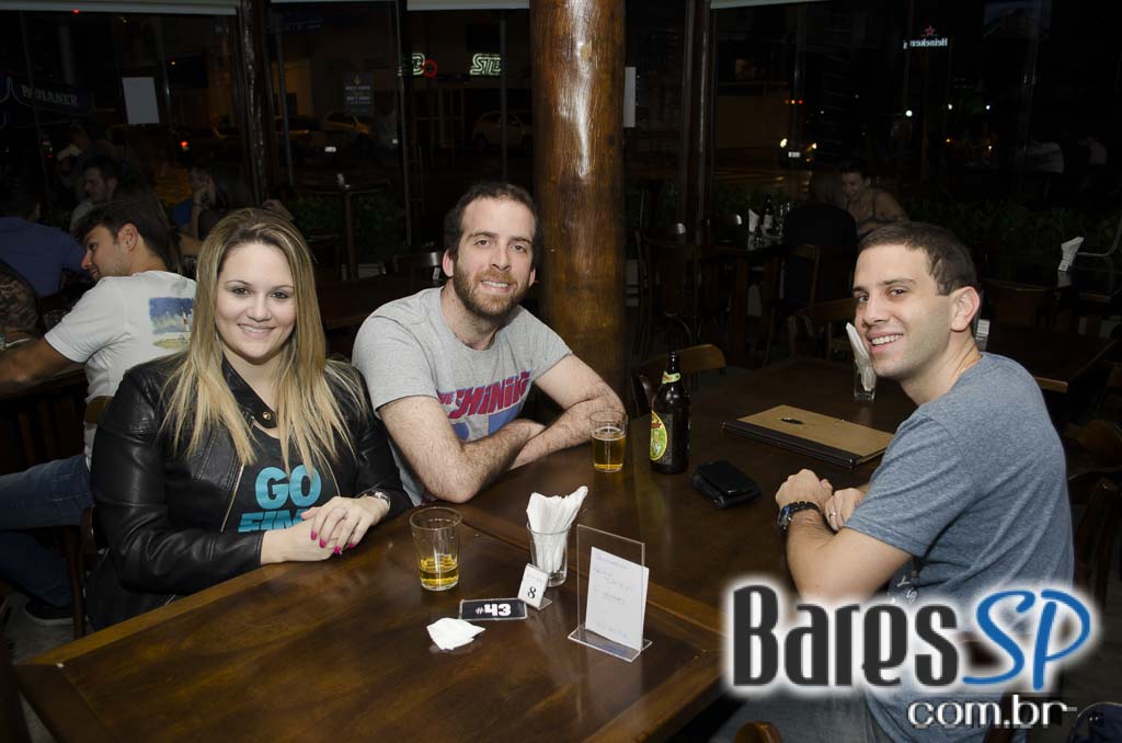 Promoções aconteceram de quinta a sábado com cardápio diversificado no Bier Bar Promoções aconteceram de quinta a sábado com cardápio diversificado no Bier Bar