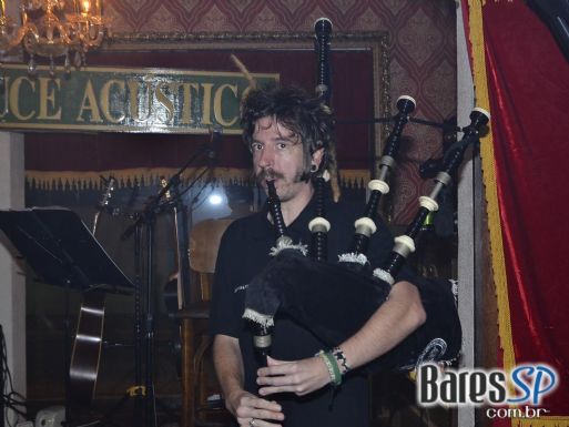 Comemoração do St. Patrick's Day com muitos show no Dunluce Irish Pub