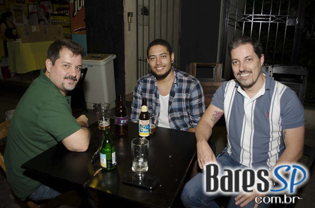 Chef's criaram comidas especiais nesta quinta-feira no Capitão Barley Chef's criaram comidas especiais nesta quinta-feira no Capitão Barley