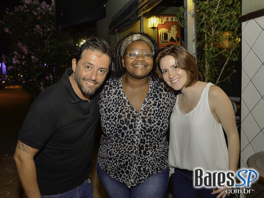 Happy Hour com espetinhos e cervejas foram destaques do Happy Hour do Bar do Celso Happy Hour com espetinhos e cervejas foram destaques do Happy Hour do Bar do Celso
