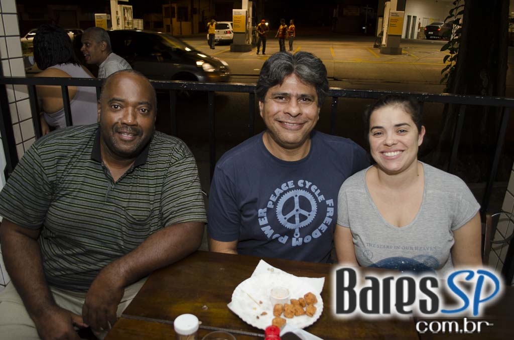 Di Primeira Bar tem promoção e petiscos variados que animou o sábado Di Primeira Bar tem promoção e petiscos variados que animou o sábado