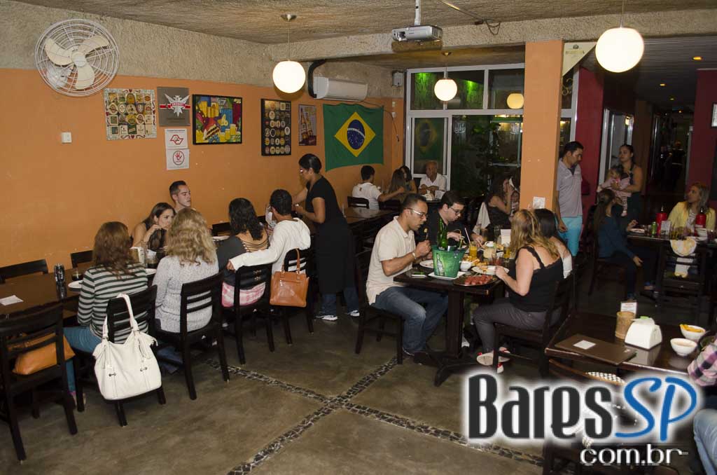 Neste sábado Promoção 4° Grátis de Heineken e diversos espetinhos no Gongo Bar Neste sábado Promoção 4° Grátis de Heineken e diversos espetinhos no Gongo Bar
