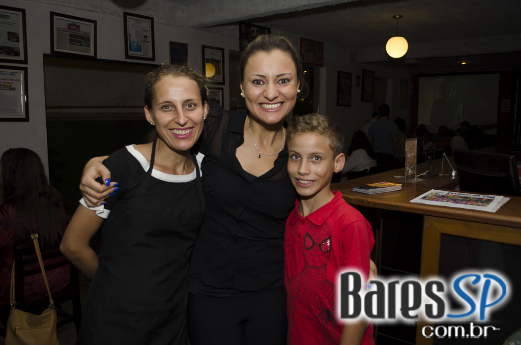 Neste sábado Promoção 4° Grátis de Heineken e diversos espetinhos no Gongo Bar Neste sábado Promoção 4° Grátis de Heineken e diversos espetinhos no Gongo Bar