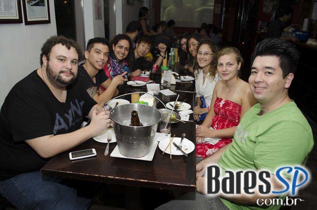 Neste sábado Promoção 4° Grátis de Heineken e diversos espetinhos no Gongo Bar Neste sábado Promoção 4° Grátis de Heineken e diversos espetinhos no Gongo Bar