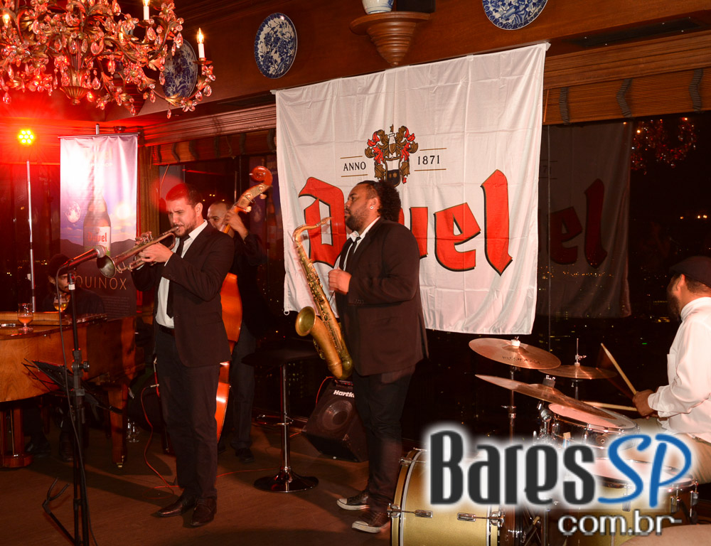 Terraço Itália recebeu lançamento oficial da edição limitada da Duvel Tripel Hop Terraço Itália recebeu lançamento oficial da edição limitada da Duvel Tripel Hop