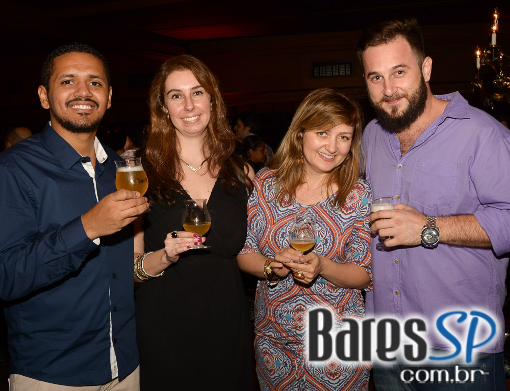 Terraço Itália recebeu lançamento oficial da edição limitada da Duvel Tripel Hop Terraço Itália recebeu lançamento oficial da edição limitada da Duvel Tripel Hop