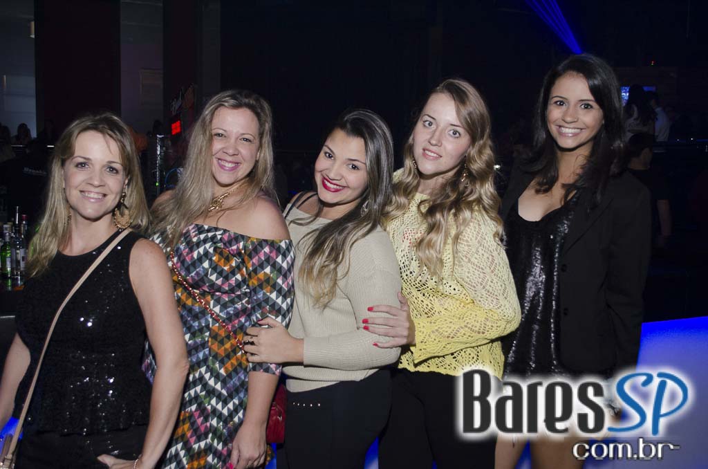 Show da Banda Jota Quest e convidados animaram a noite de quinta na Brook s Show da Banda Jota Quest e convidados animaram a noite de quinta na Brook s