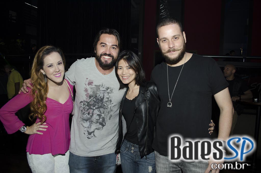 Show da Banda Jota Quest e convidados animaram a noite de quinta na Brook s Show da Banda Jota Quest e convidados animaram a noite de quinta na Brook s