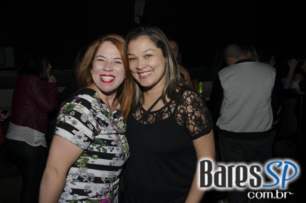 Show da Banda Jota Quest e convidados animaram a noite de quinta na Brook s Show da Banda Jota Quest e convidados animaram a noite de quinta na Brook s