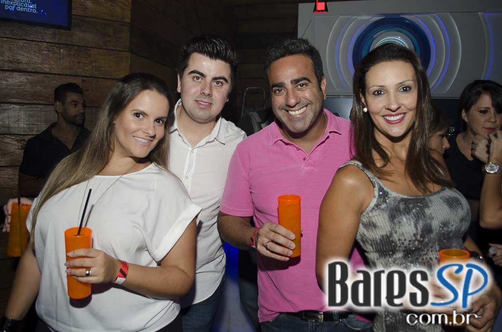 Show da Banda Jota Quest e convidados animaram a noite de quinta na Brook s Show da Banda Jota Quest e convidados animaram a noite de quinta na Brook s