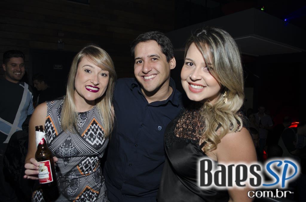 Show da Banda Jota Quest e convidados animaram a noite de quinta na Brook s Show da Banda Jota Quest e convidados animaram a noite de quinta na Brook s