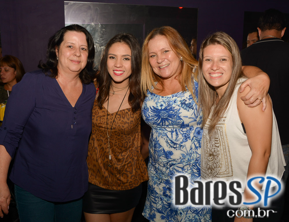 Festa de aniversário de 4 anos do Poison Bar e Balada no sábado Festa de aniversário de 4 anos do Poison Bar e Balada no sábado