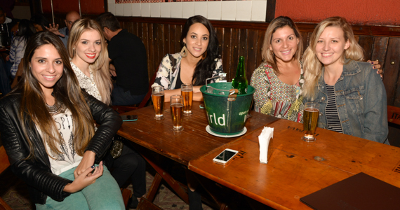 Whiskrytório Bar ofereceu happy hour animado com cardápio variado na sexta-feira