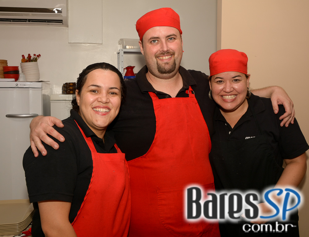 Pátio Gastronômico na zona norte com barracas e food trucks Pátio Gastronômico na zona norte com barracas e food trucks