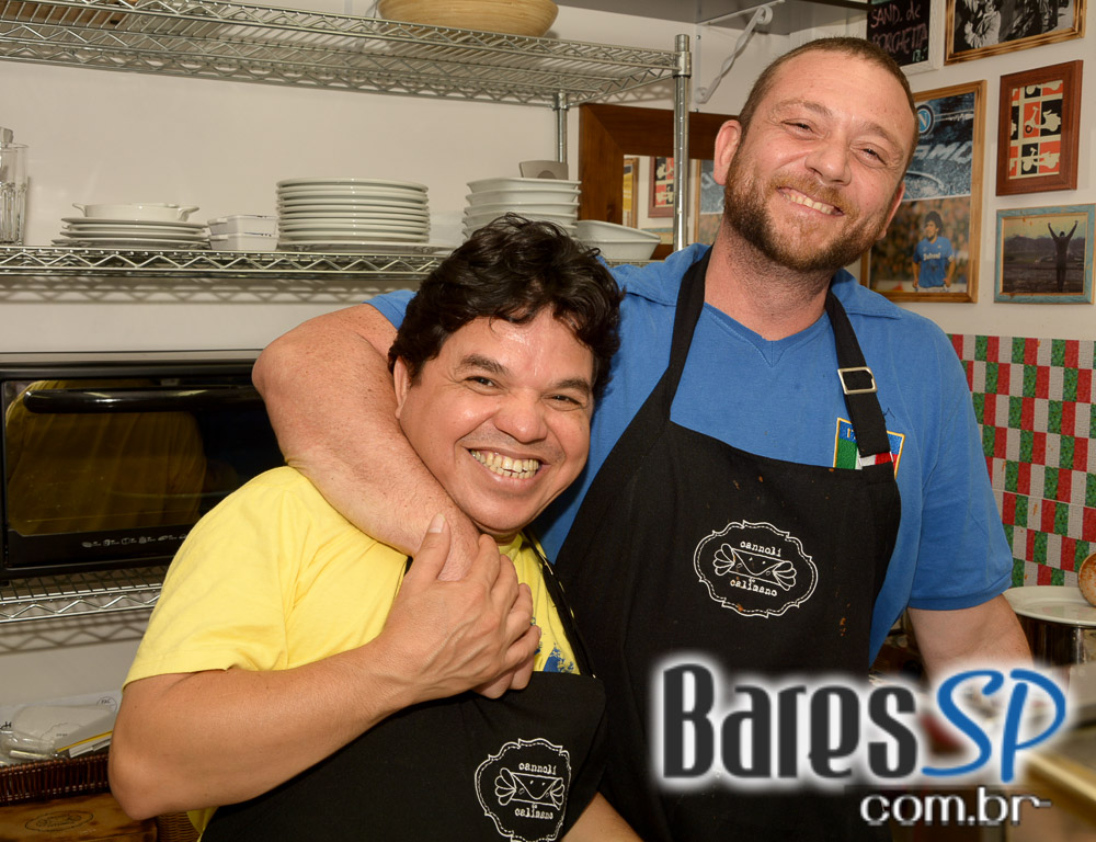 Pátio Gastronômico na zona norte com barracas e food trucks Pátio Gastronômico na zona norte com barracas e food trucks