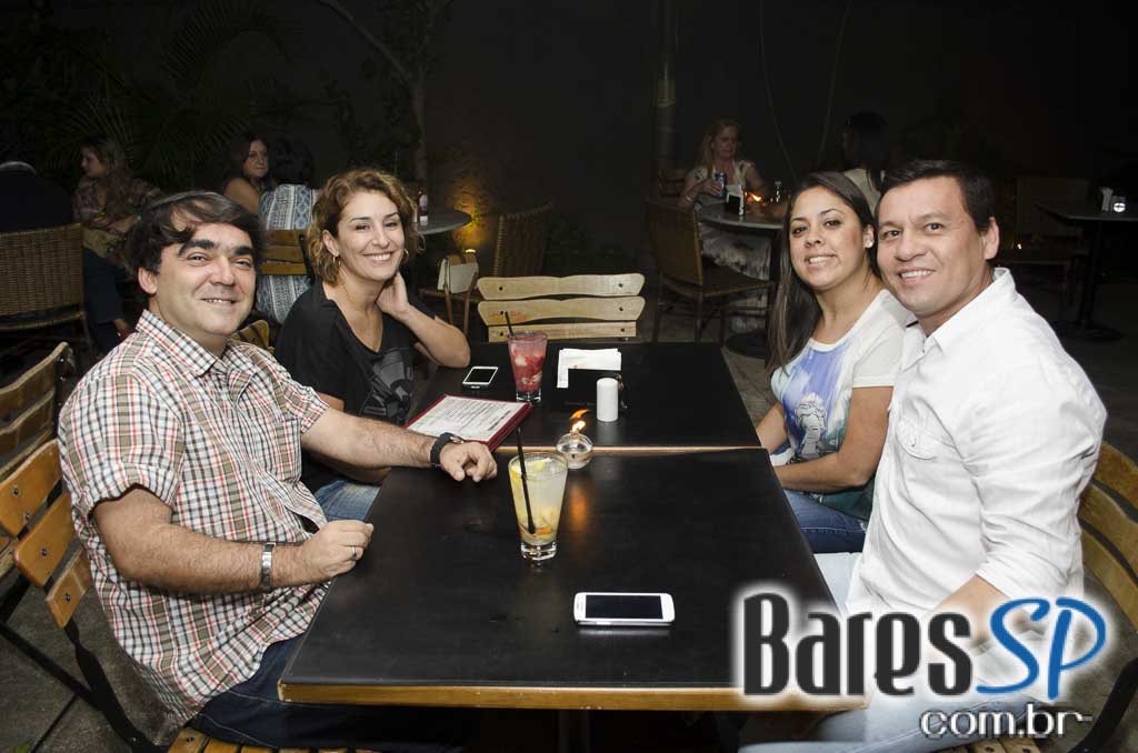 Manguinha ofereceu cardápio variado de drinks, pratos e petiscos Manguinha ofereceu cardápio variado de drinks, pratos e petiscos