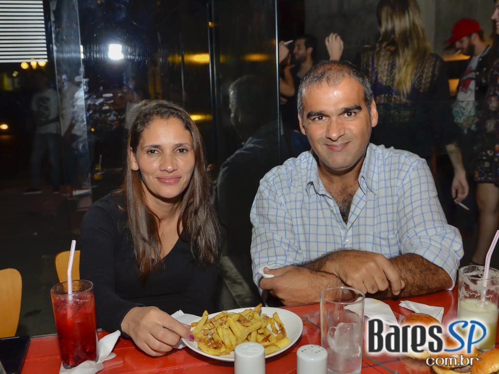 Banda Aliados se apresentou sexta-feira no Na Mata Café com muito hard core Banda Aliados se apresentou sexta-feira no Na Mata Café com muito hard core