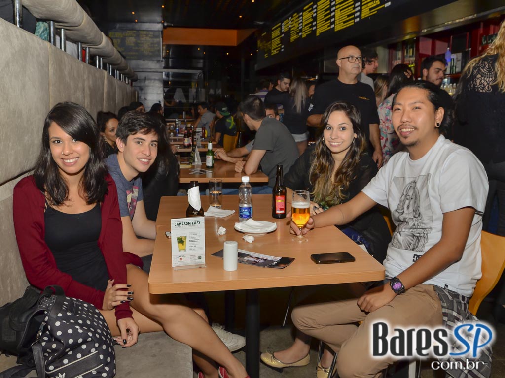 Banda Aliados se apresentou sexta-feira no Na Mata Café com muito hard core Banda Aliados se apresentou sexta-feira no Na Mata Café com muito hard core