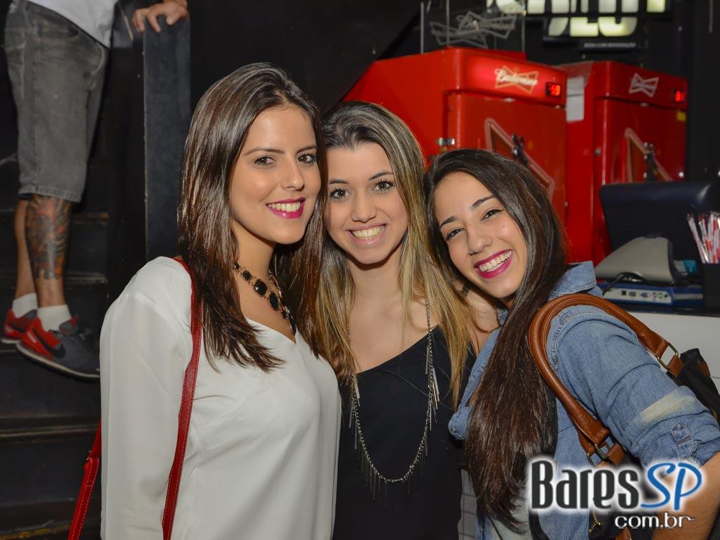 Banda Aliados se apresentou sexta-feira no Na Mata Café com muito hard core Banda Aliados se apresentou sexta-feira no Na Mata Café com muito hard core