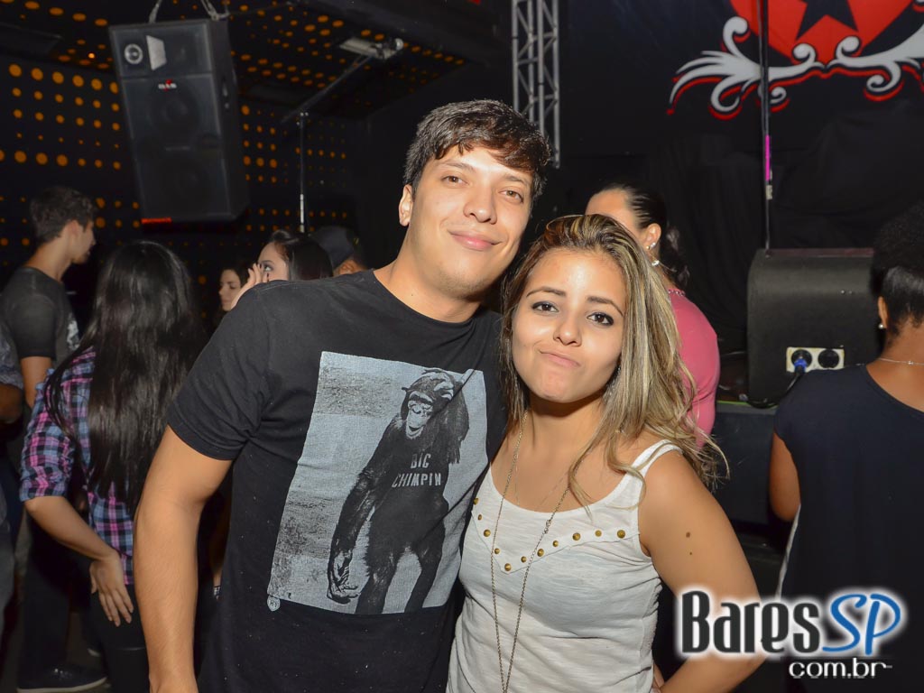 Banda Aliados se apresentou sexta-feira no Na Mata Café com muito hard core Banda Aliados se apresentou sexta-feira no Na Mata Café com muito hard core