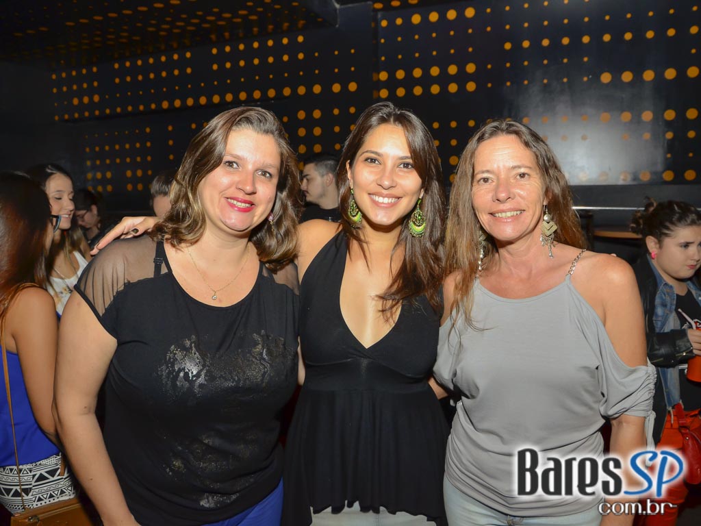 Banda Aliados se apresentou sexta-feira no Na Mata Café com muito hard core Banda Aliados se apresentou sexta-feira no Na Mata Café com muito hard core