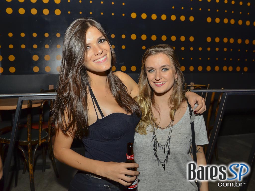 Banda Aliados se apresentou sexta-feira no Na Mata Café com muito hard core Banda Aliados se apresentou sexta-feira no Na Mata Café com muito hard core