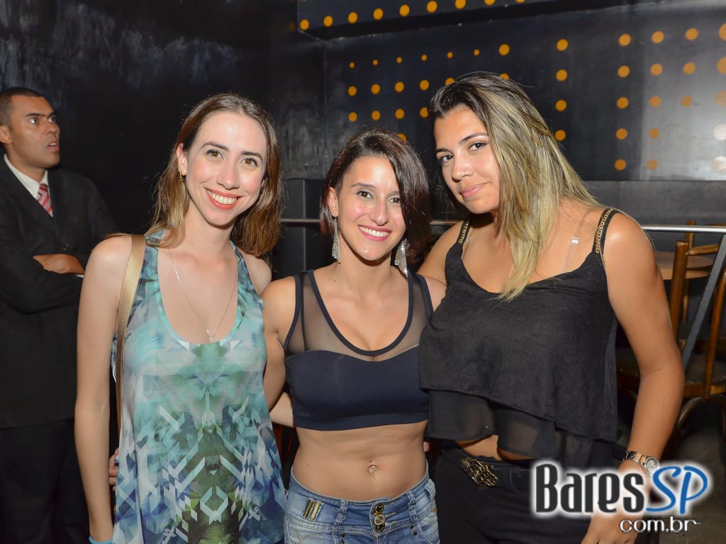 Banda Aliados se apresentou sexta-feira no Na Mata Café com muito hard core Banda Aliados se apresentou sexta-feira no Na Mata Café com muito hard core