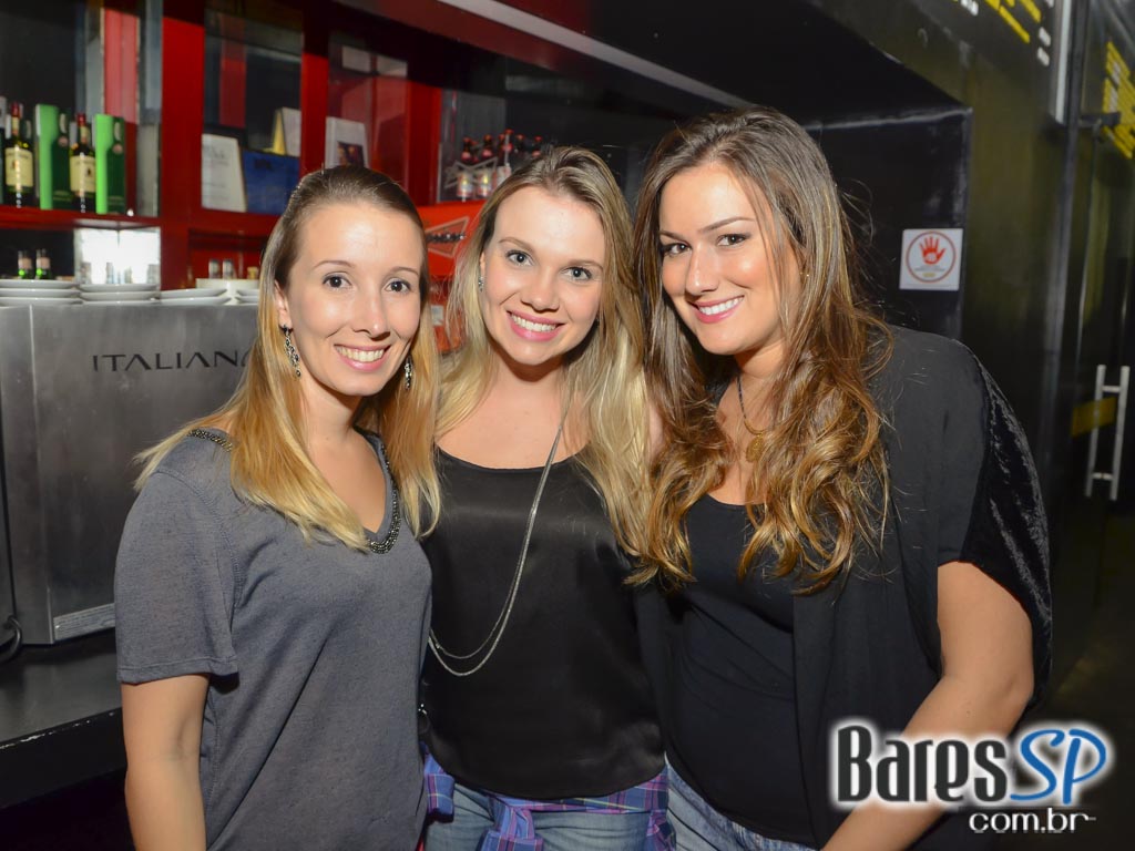 Banda Aliados se apresentou sexta-feira no Na Mata Café com muito hard core Banda Aliados se apresentou sexta-feira no Na Mata Café com muito hard core