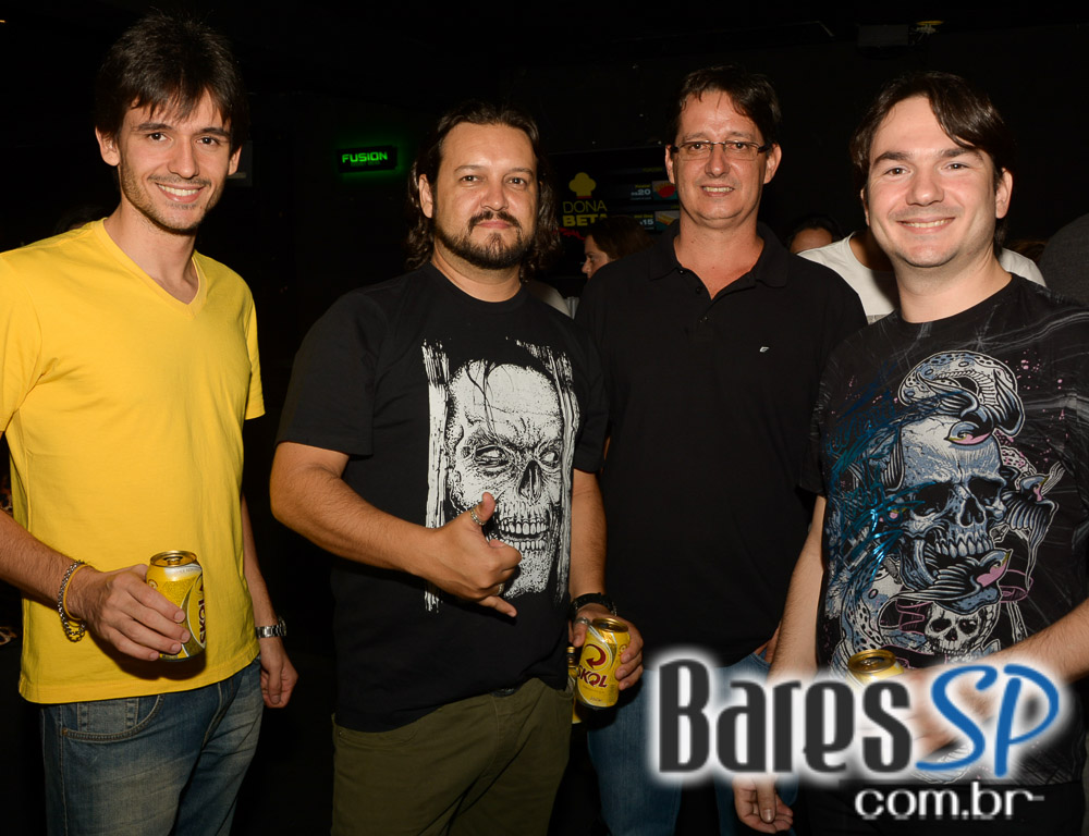 Titãs apresentaram show da turnê Nheengatu no palco do Audio Club Titãs apresentaram show da turnê Nheengatu no palco do Audio Club